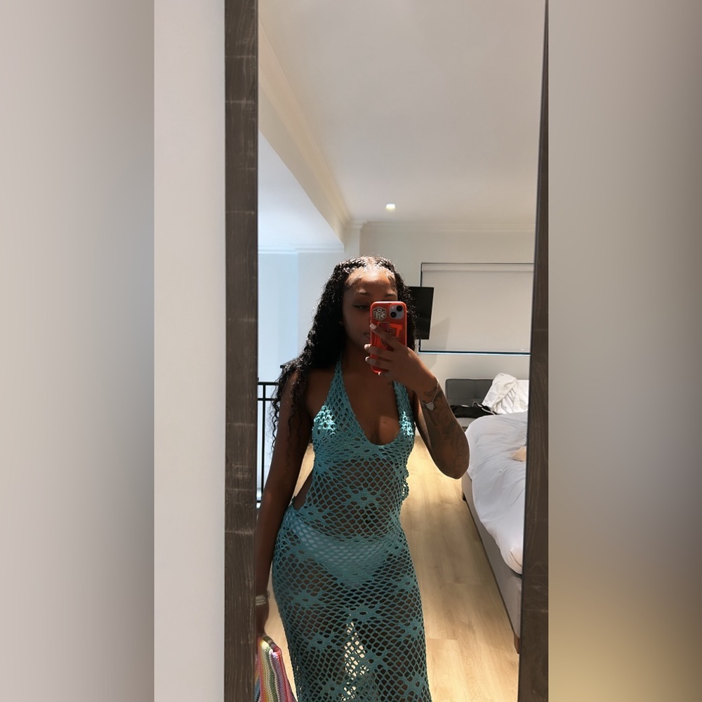 BTHE LABEL BEACH DRESS